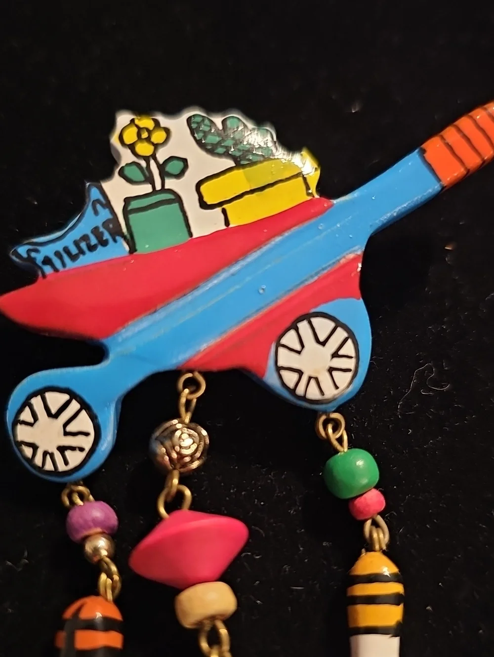 Unbranded Whimsical Garden Wheelbarrow Brooch  Multi Vintage Kitsch Size OS